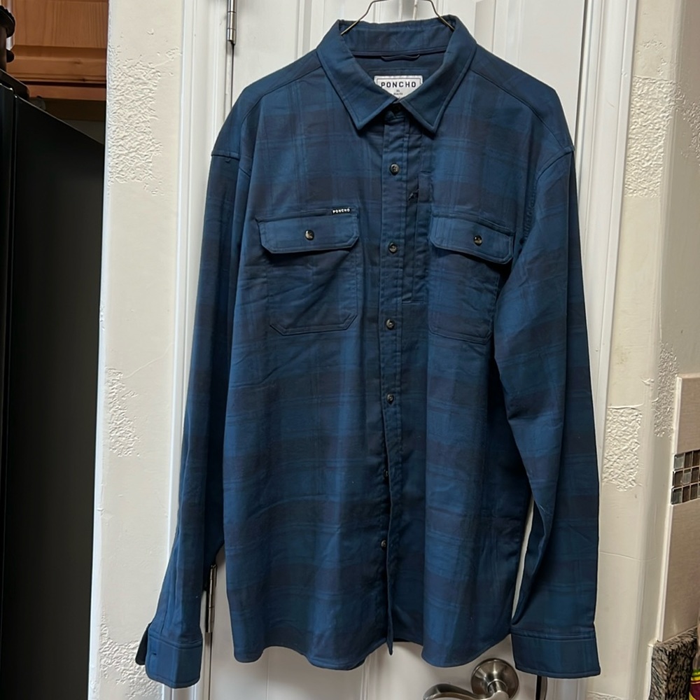 Poncho Dark Navy Flannel EUC XL Slim